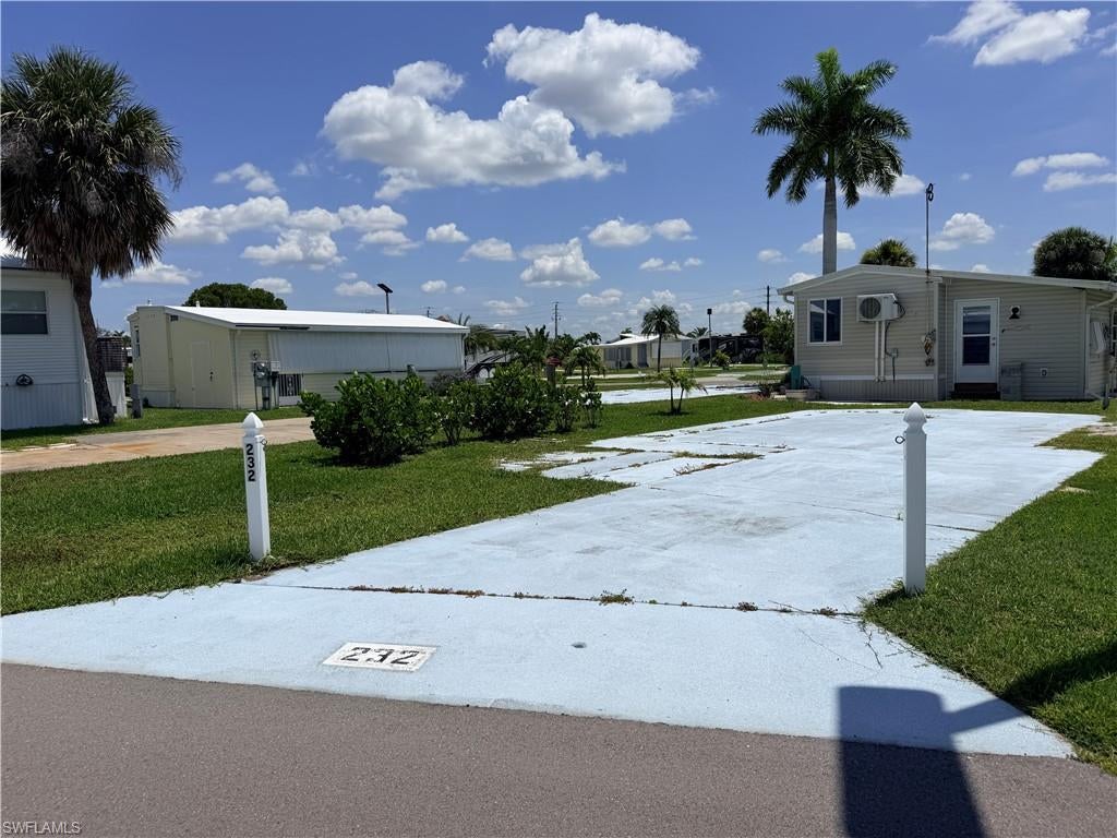 PALMETTO PALMS R V - Land