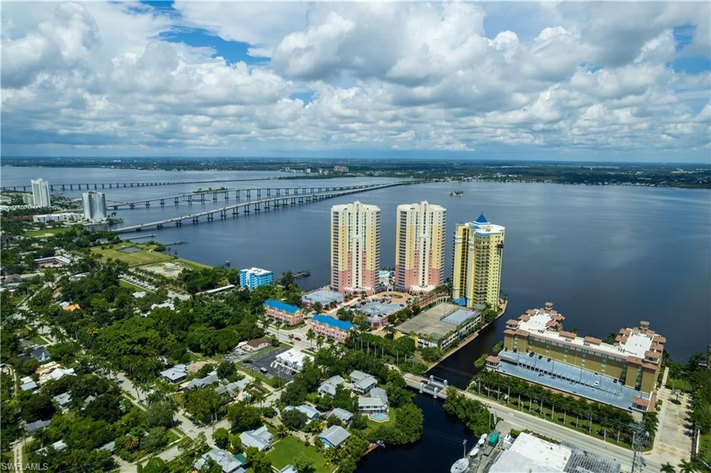 RIVIERA - Residential