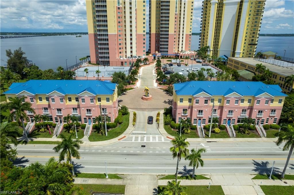 RIVIERA - Residential