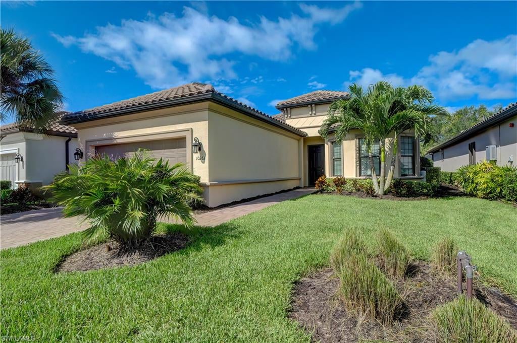 PEBBLE POINTE - Residential