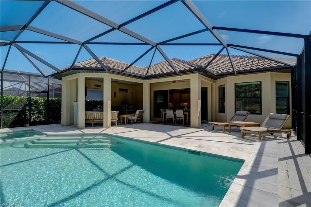 PEBBLE POINTE - Residential