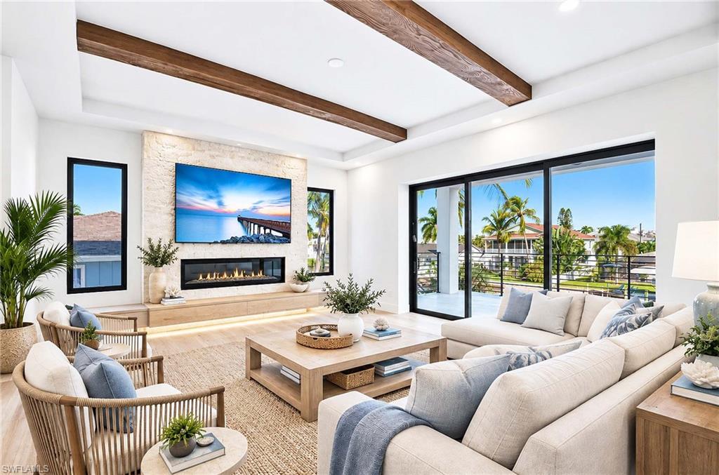 LEDFORD SHORES - Residential