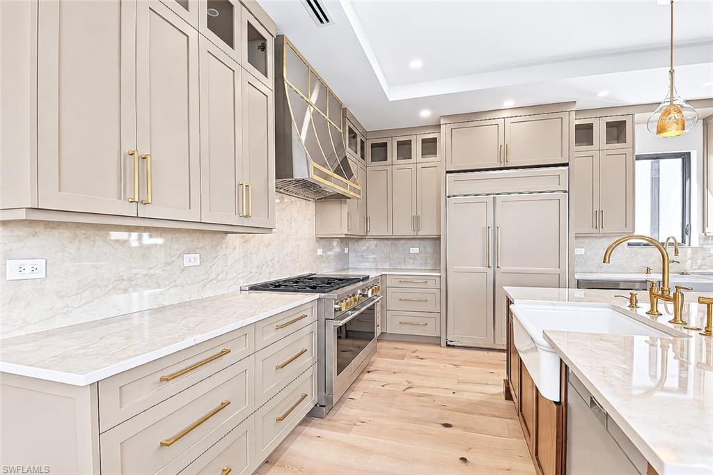 LEDFORD SHORES - Residential