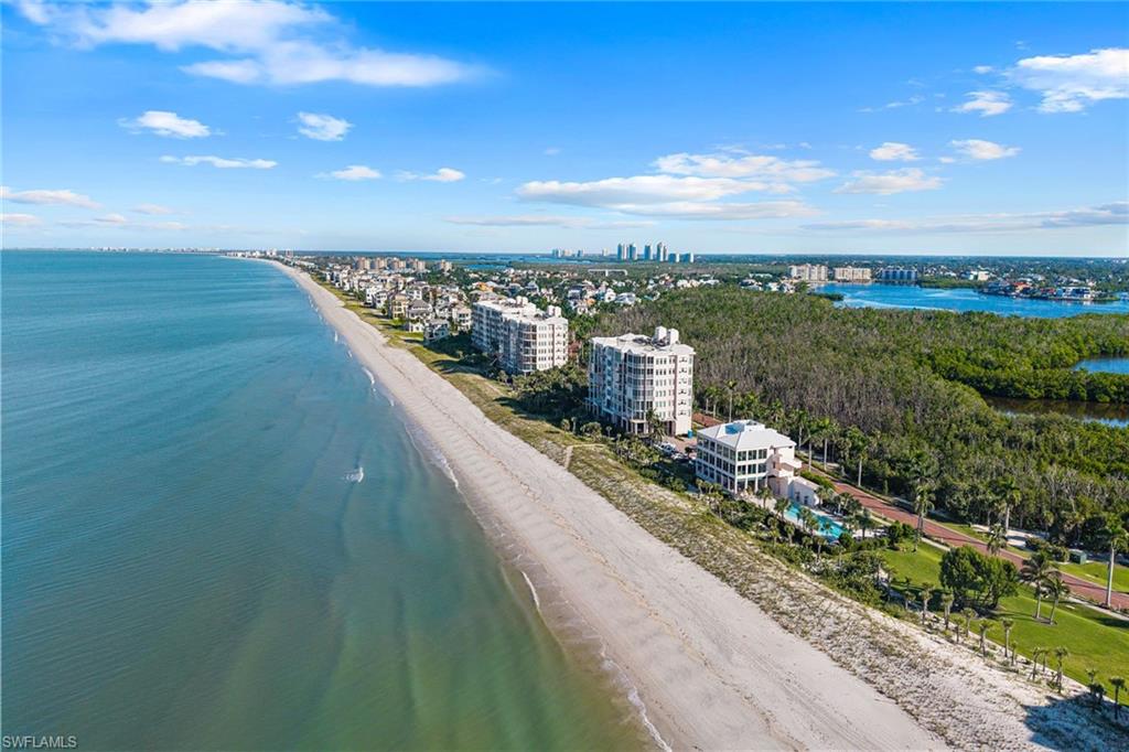BAREFOOT BEACH CLUB - Residential