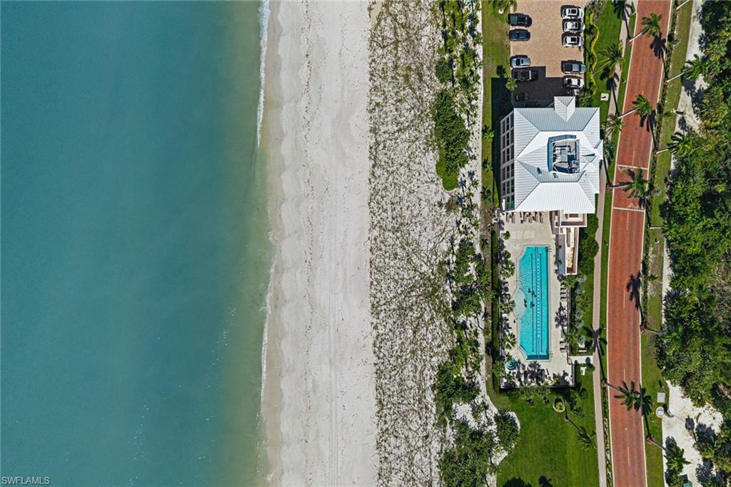 BAREFOOT BEACH CLUB - Residential