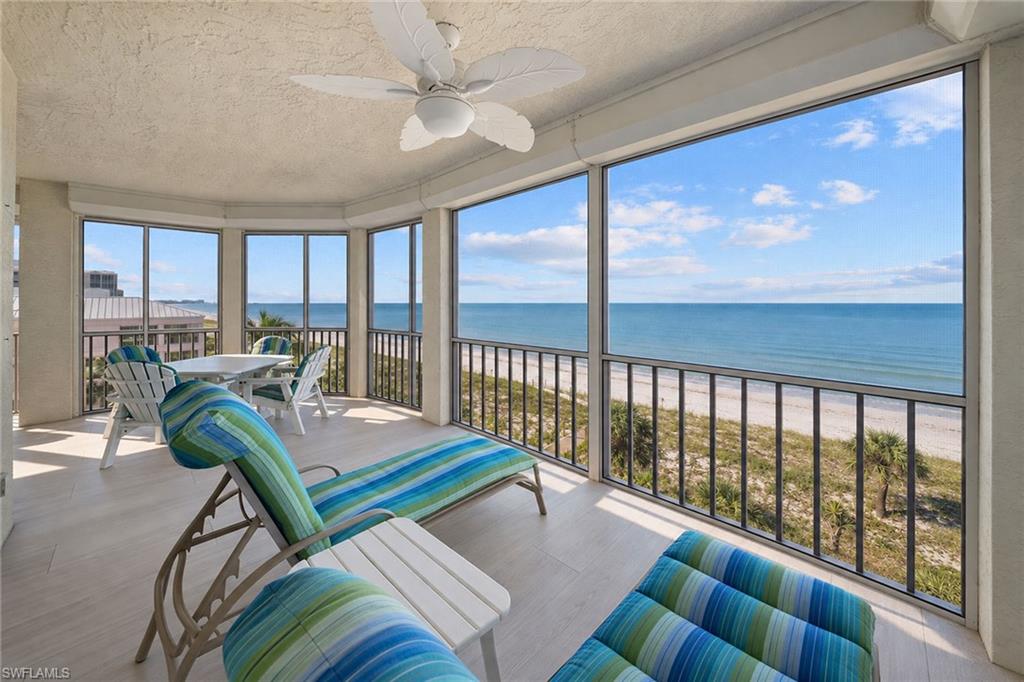 BAREFOOT BEACH CLUB - Residential