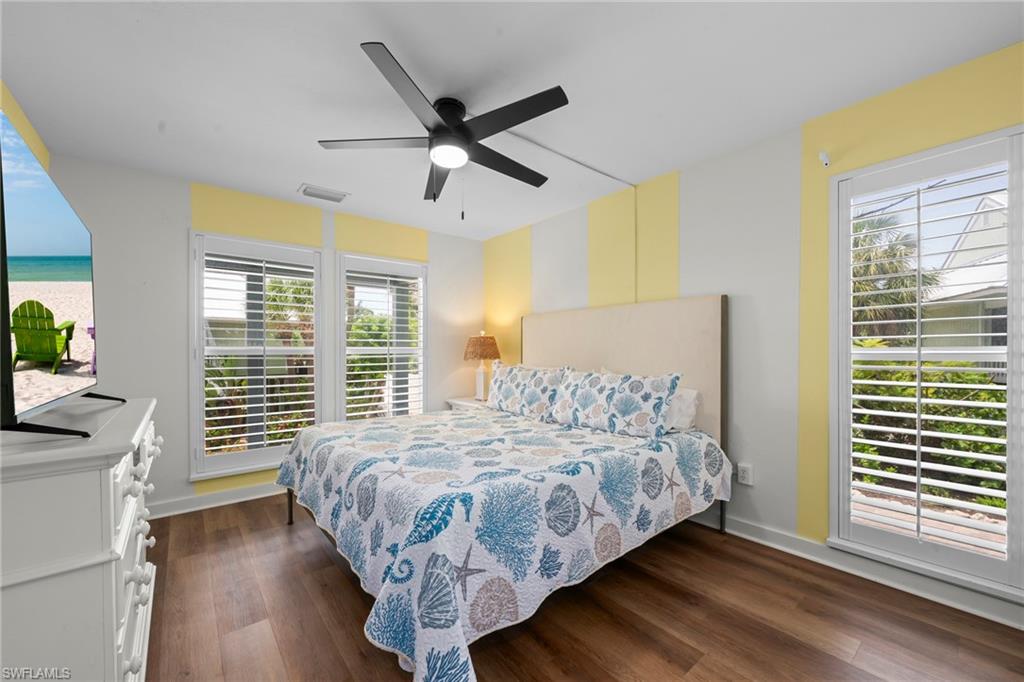 SUNSET CAPTIVA - Residential
