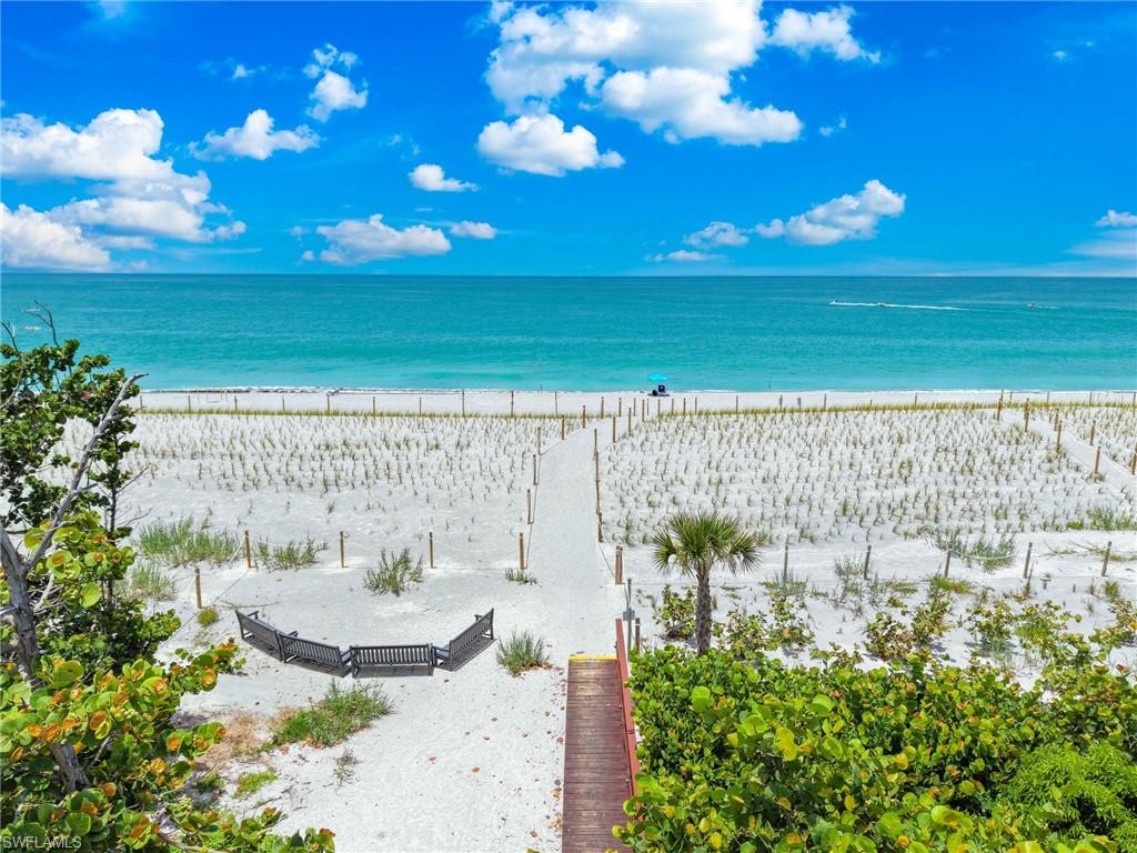 SUNSET CAPTIVA - Residential