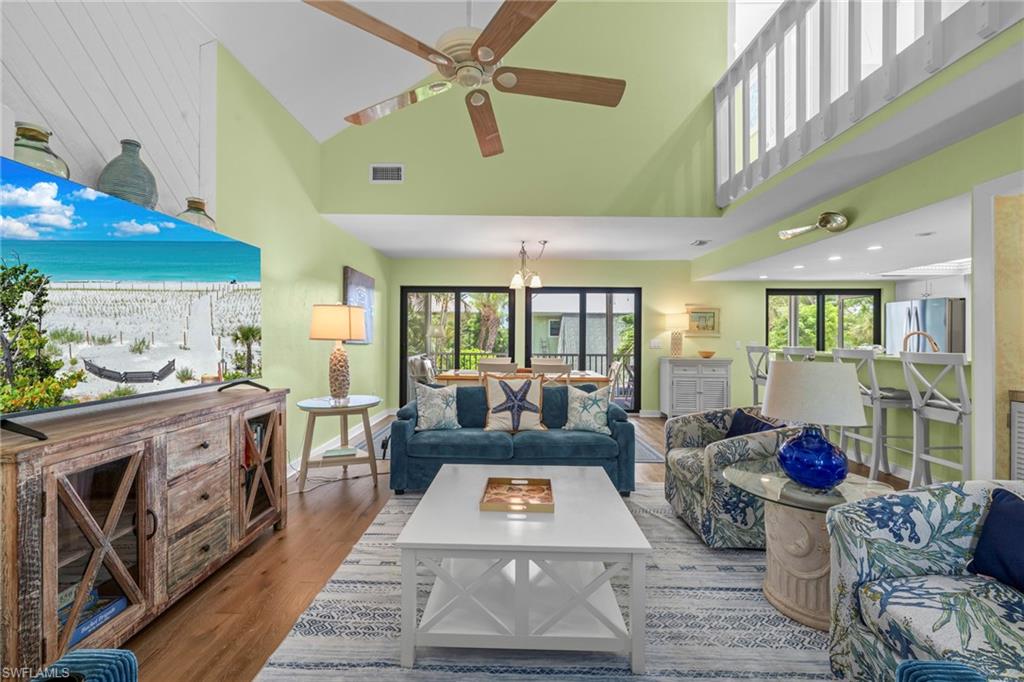 SUNSET CAPTIVA - Residential