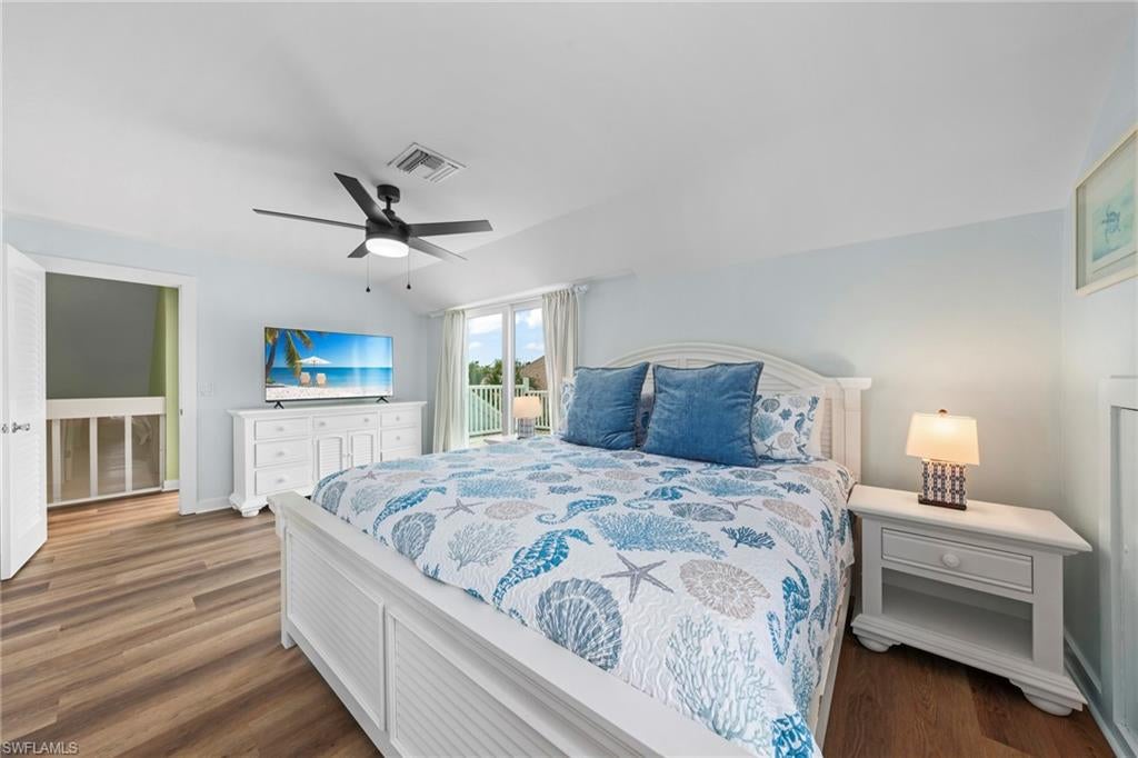 SUNSET CAPTIVA - Residential