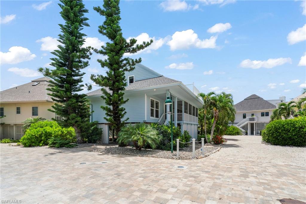 SUNSET CAPTIVA - Residential