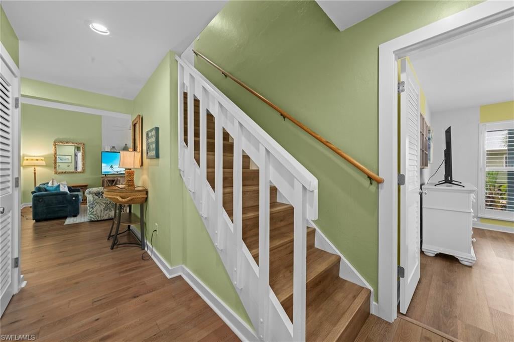 SUNSET CAPTIVA - Residential