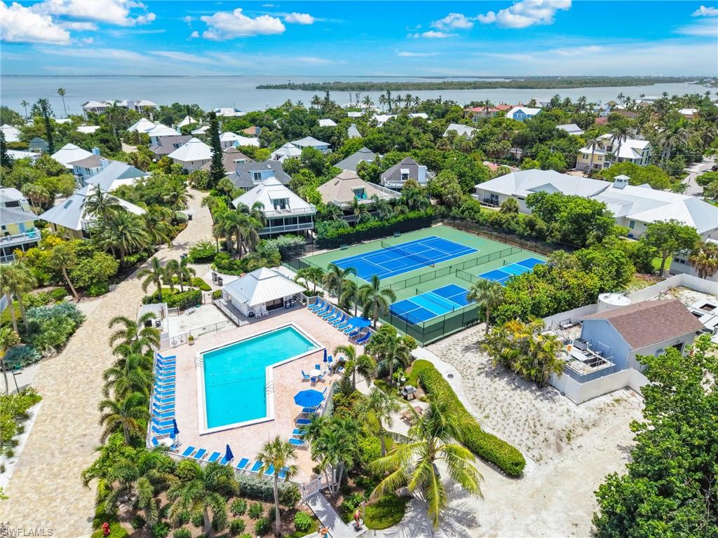 SUNSET CAPTIVA - Residential