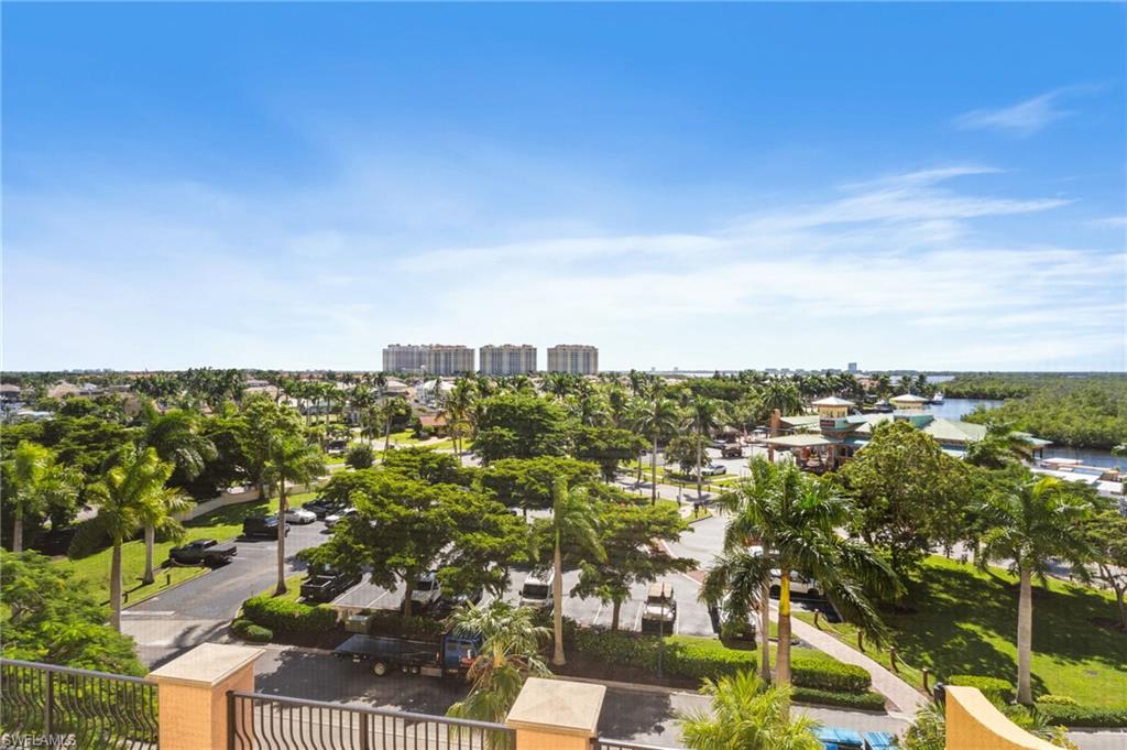 MARINA SOUTH II - Residential