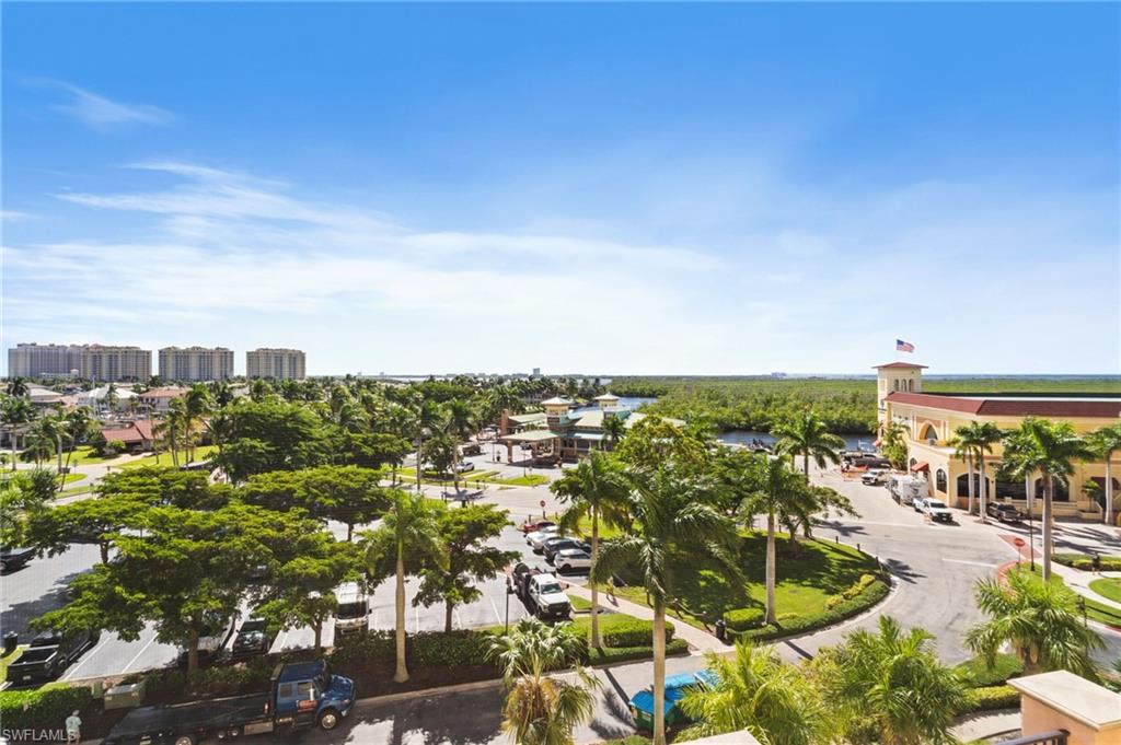 MARINA SOUTH II - Residential