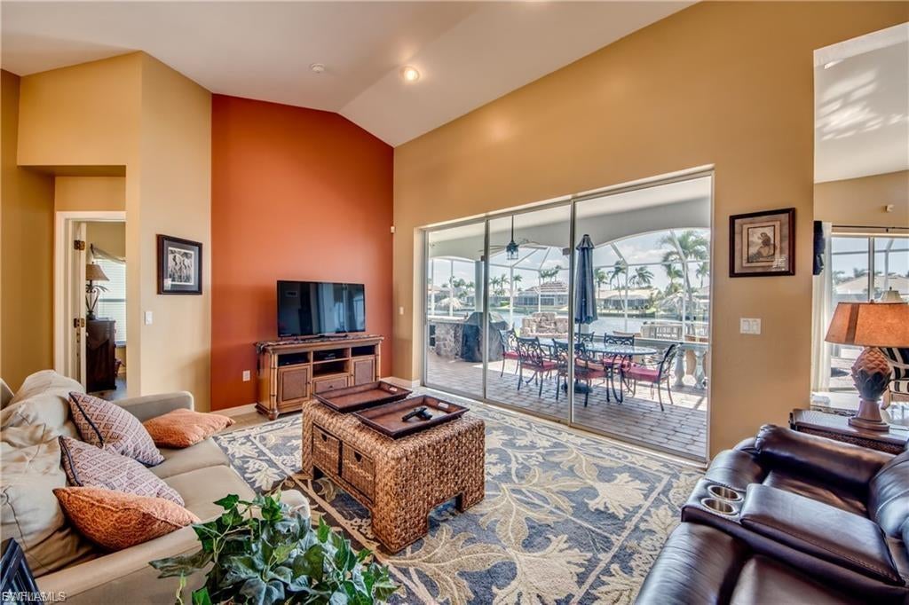 CAPE CORAL - Residential Lease