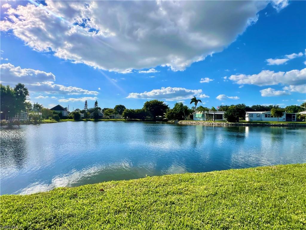 NAPLES MOBILE ESTATES - Residential