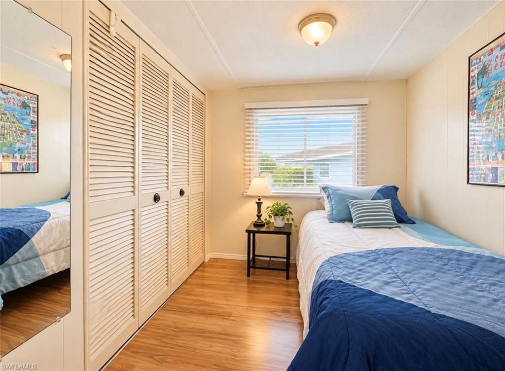 NAPLES MOBILE ESTATES - Residential