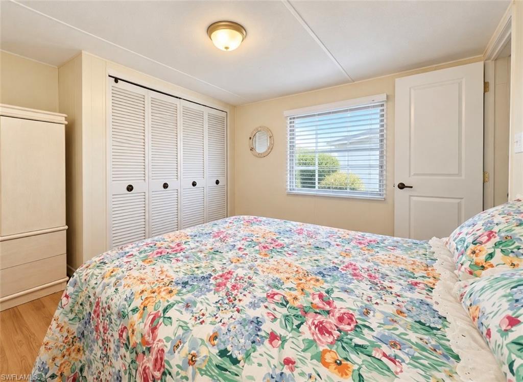 NAPLES MOBILE ESTATES - Residential