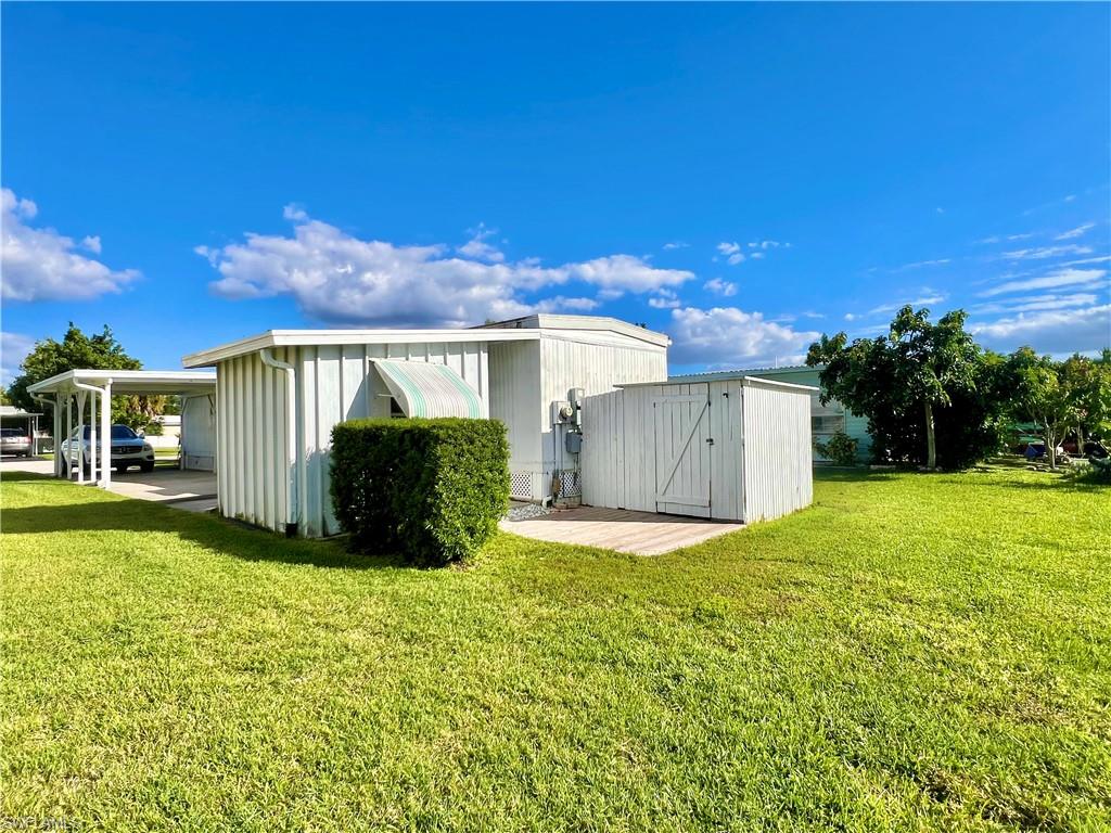 NAPLES MOBILE ESTATES - Residential