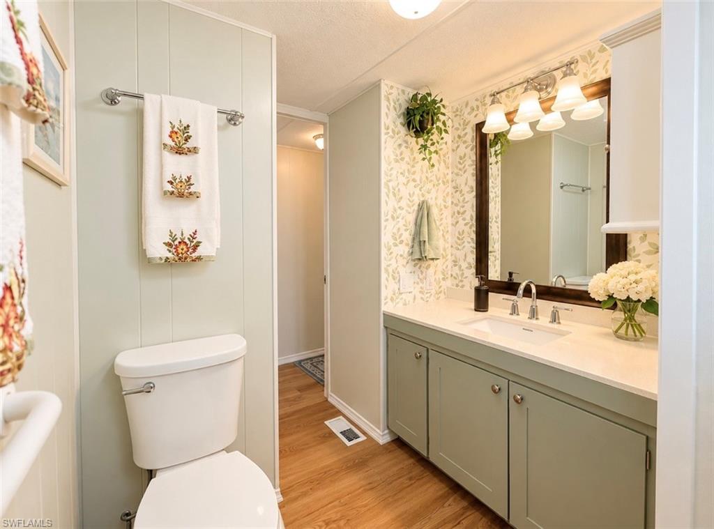 NAPLES MOBILE ESTATES - Residential