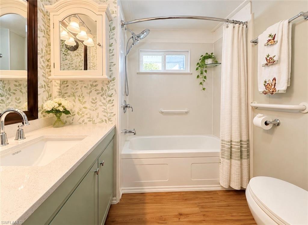 NAPLES MOBILE ESTATES - Residential