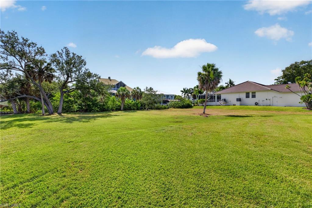BONITA FARMS - Land