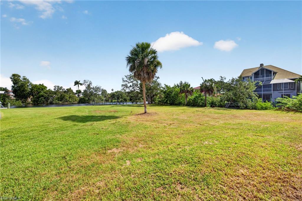 BONITA FARMS - Land