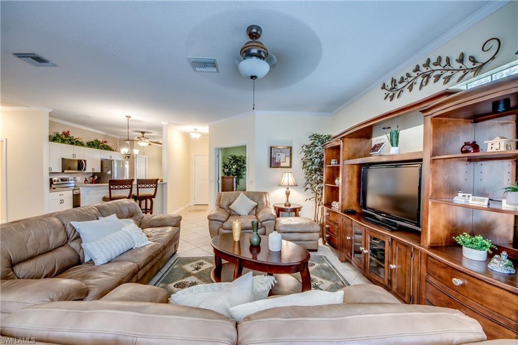 DEL VERA COUNTRY CLUB - Residential