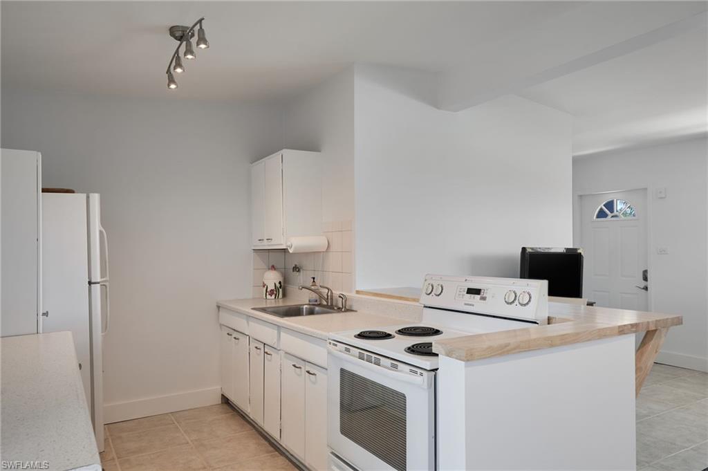 PORT CHARLOTTE - Residential