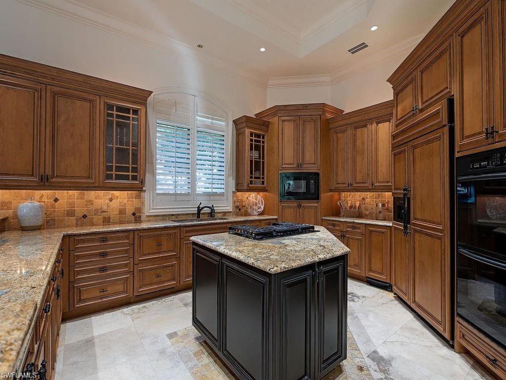 OLDE NAPLES - Residential Lease
