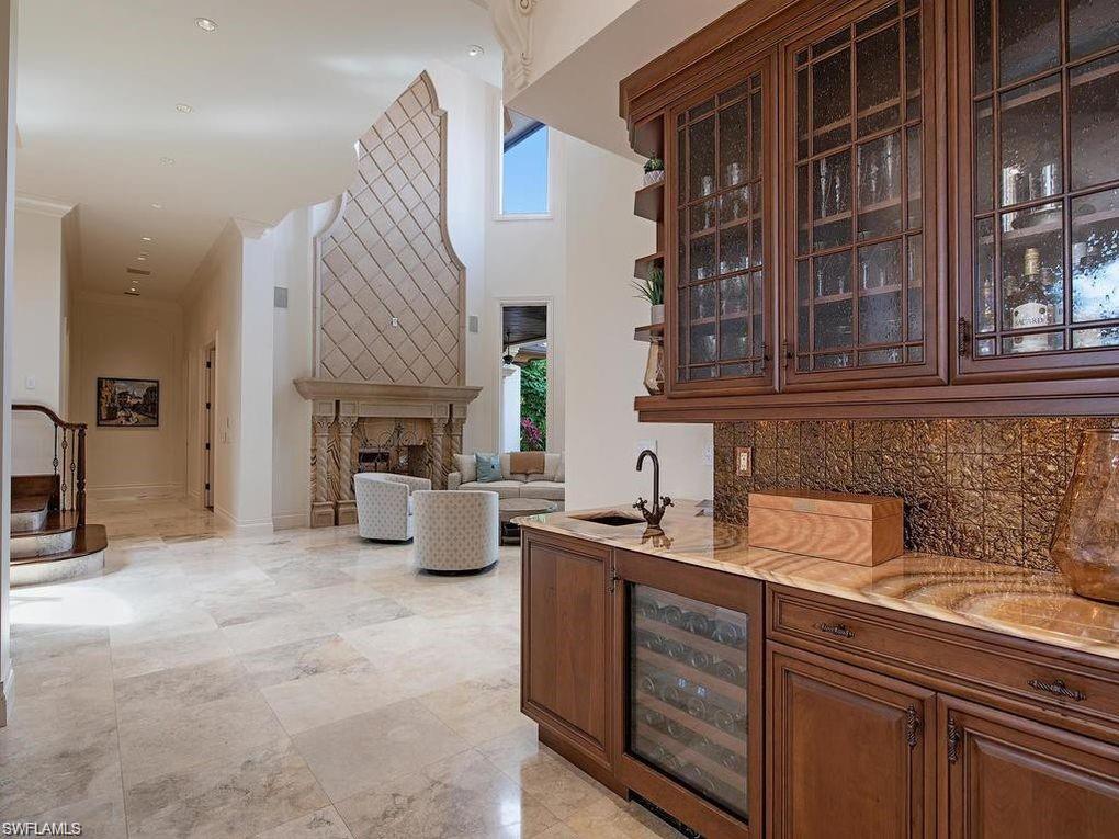 OLDE NAPLES - Residential Lease