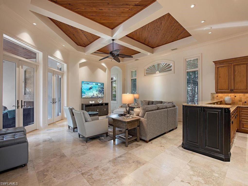 OLDE NAPLES - Residential Lease