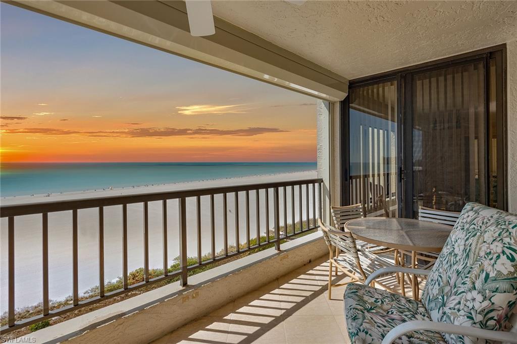 CRESCENT BEACH - Residential