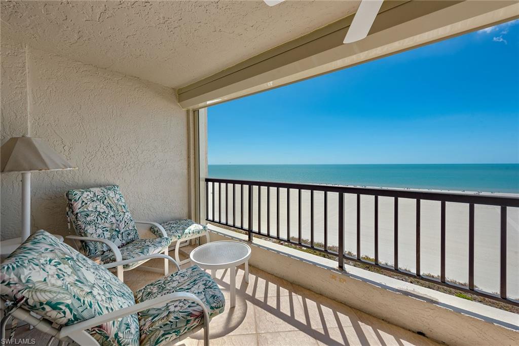 CRESCENT BEACH - Residential