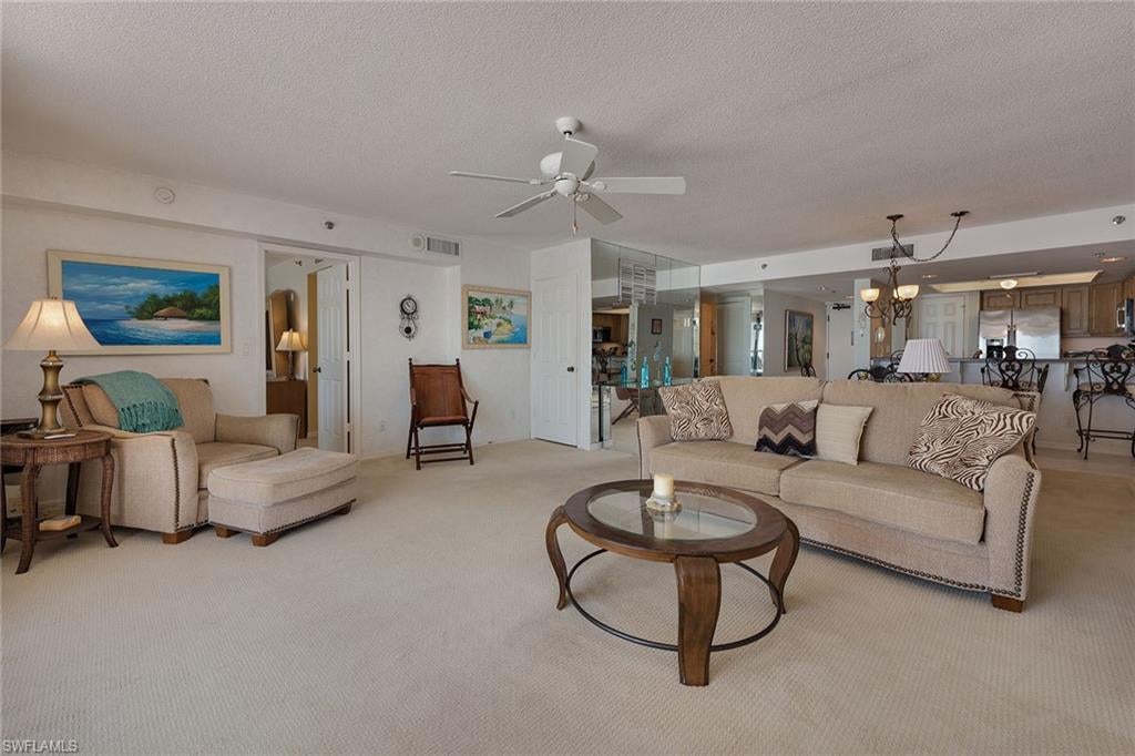 CRESCENT BEACH - Residential