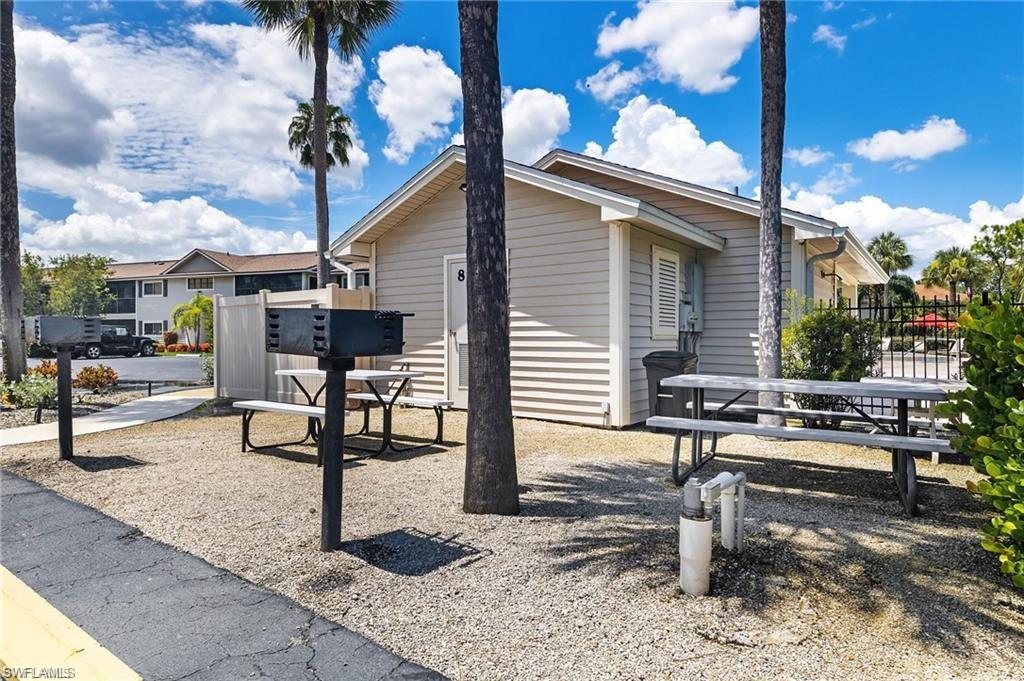 SUMMERLIN WOODS - Residential