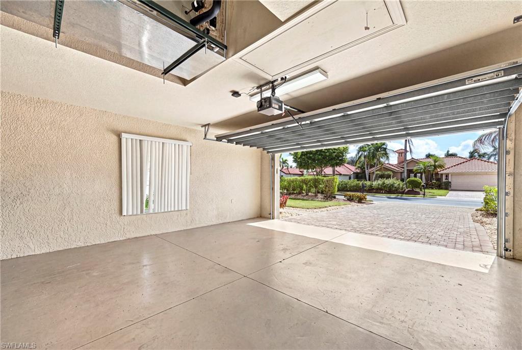 BRIARWOOD - Residential