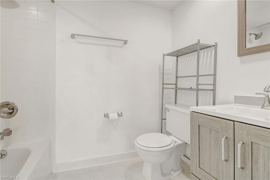 HIGH POINT COUNTRY CLUB - Residential