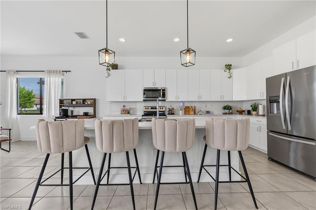 MAPLE RIDGE - Residential