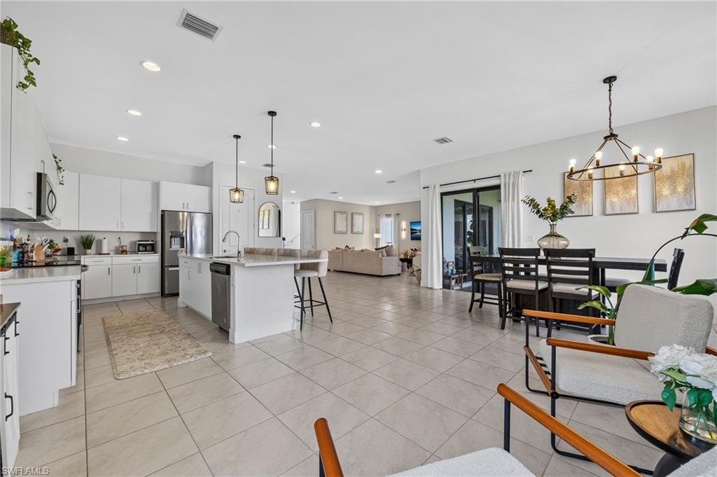 MAPLE RIDGE - Residential