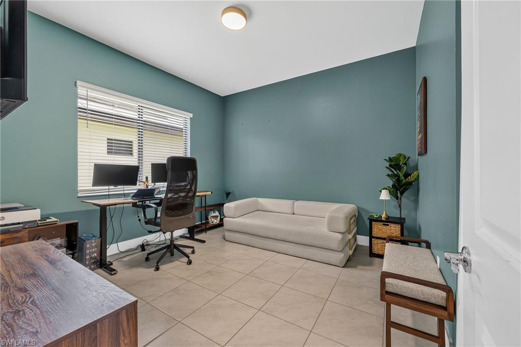MAPLE RIDGE - Residential