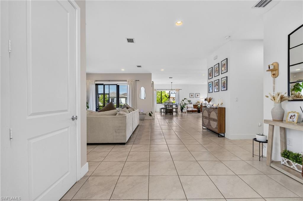 MAPLE RIDGE - Residential