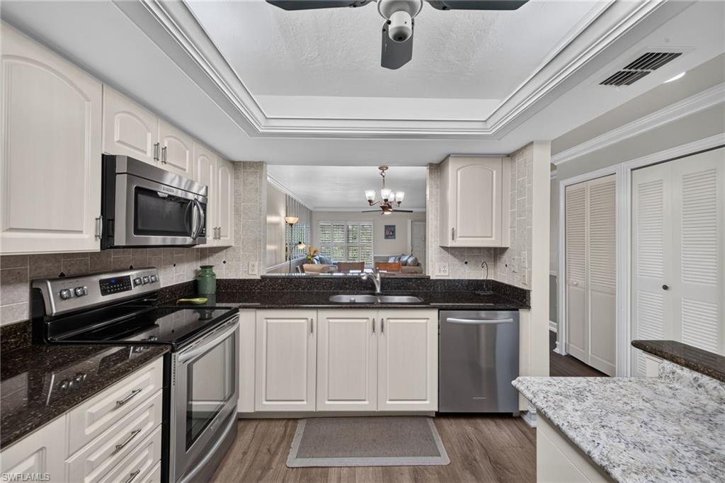 CLUB AT CRYSTAL LAKE CONDOMINIUM - Residential
