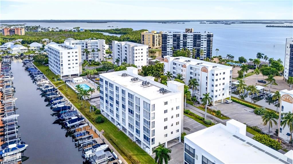 CASA MARINA - Residential