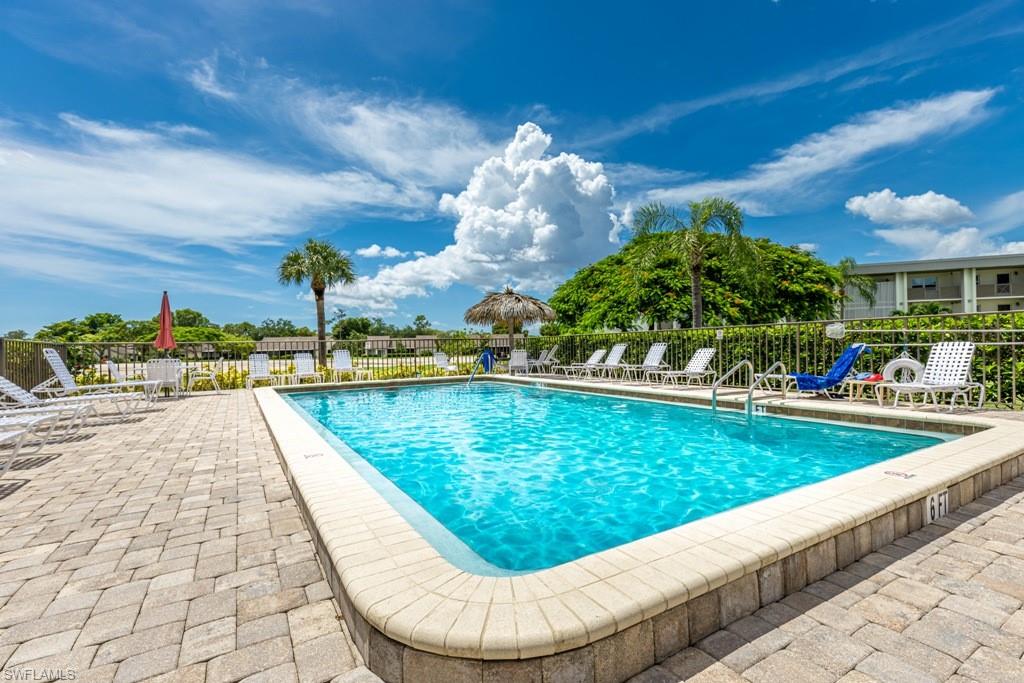 SEVEN LAKES - Residential