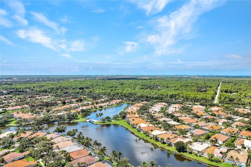 ISLAND WALK - Residential