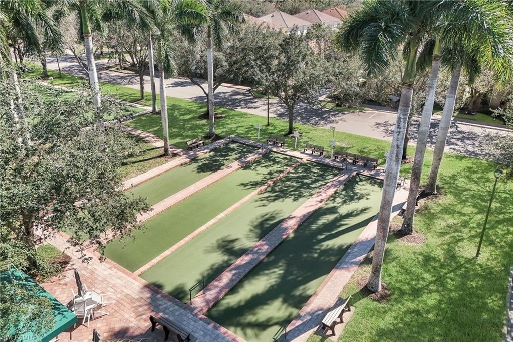 ISLAND WALK - Residential