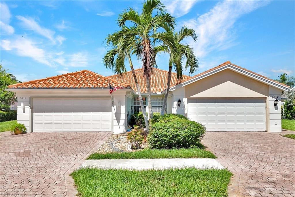 ISLAND WALK - Residential