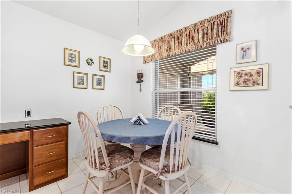 SABAL SPRINGS GOLF AND RACQUET CLUB - Residential